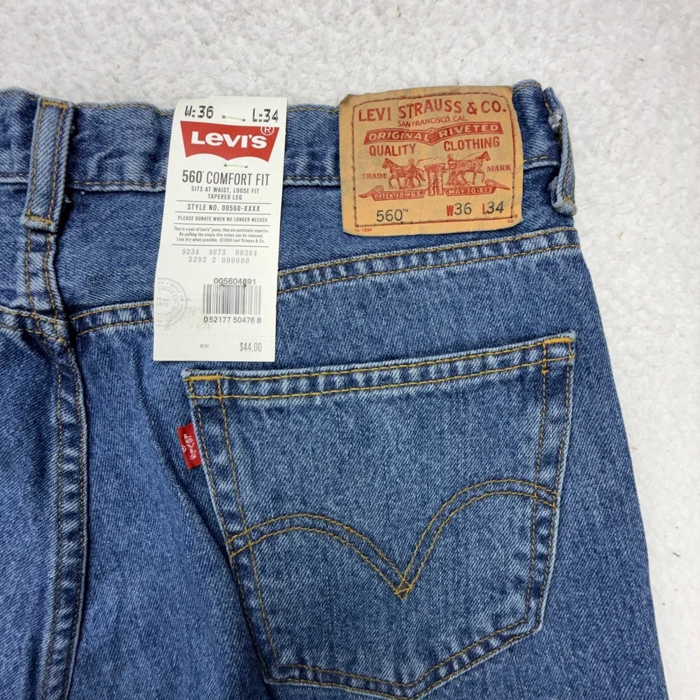 Vintage Levis 560 Loose Fit Tapered Leg Jeans Mens 36x34 Blue Denim NWT NOS